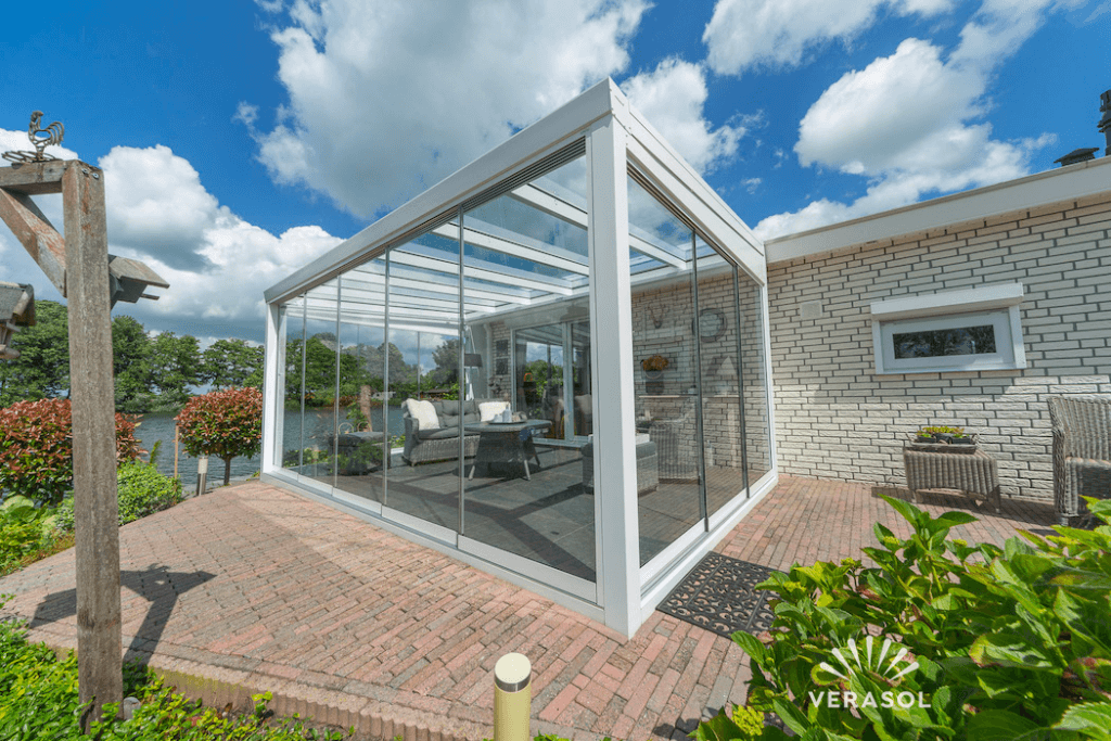 Veranda wit in Nijkerk van Romijn Zonwering